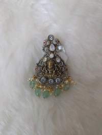 VICTORIAN PENDENT - Mint Green