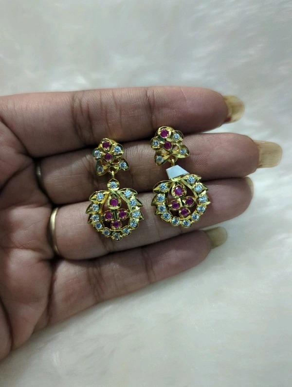 GOLD COPY EARRINGS - Red