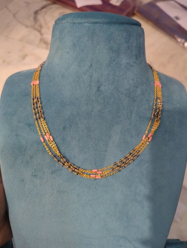 Black Diamonds Chain With Coral - VZ