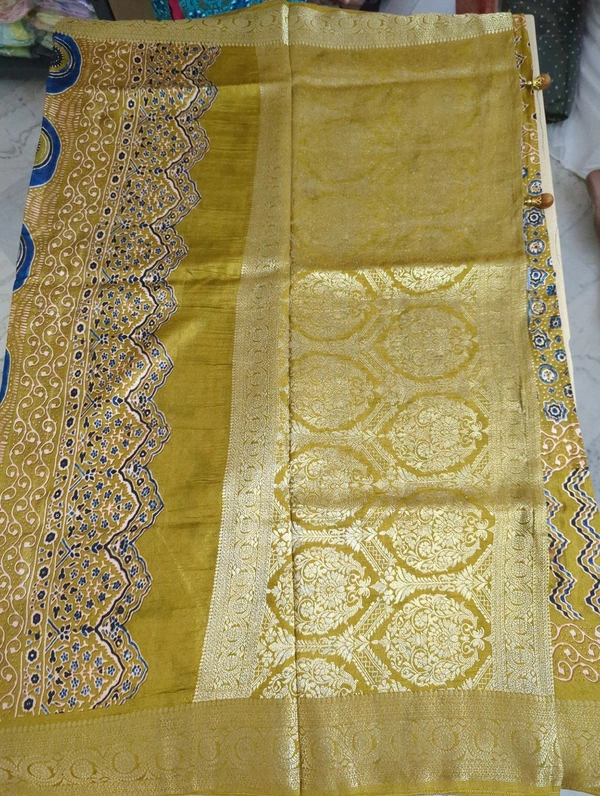 Pure Dola Ajarakh Print - gold 9