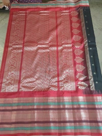 Pure Handloom Gadwal Pattu