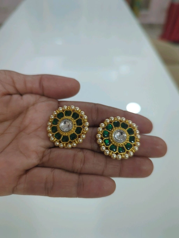 Jadua Kundan Studs - Green