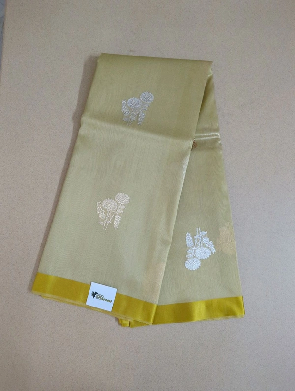 Pure Handloom Kora Satin Boardes - Salomie
