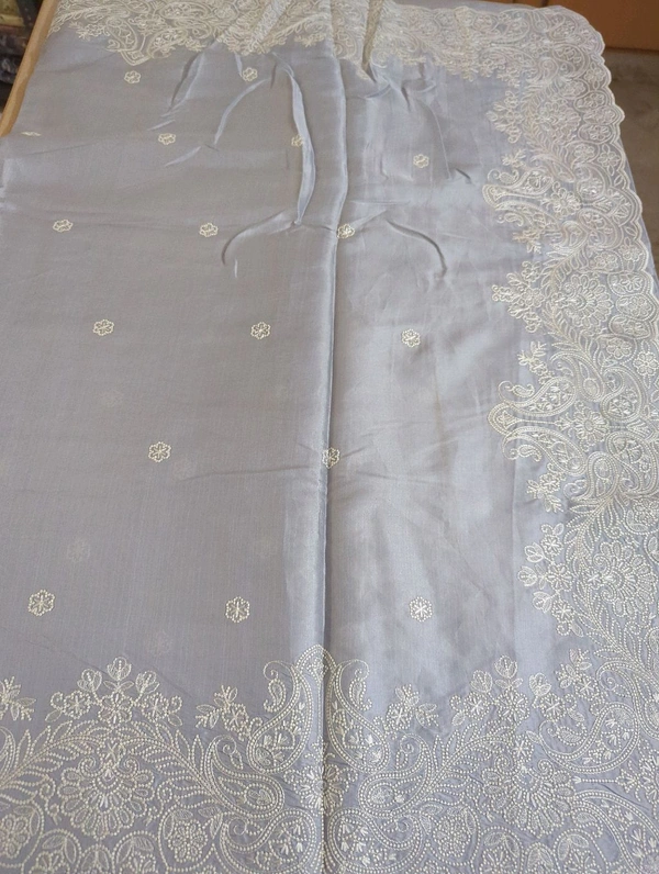 Satin Tusser - Silver Chalice