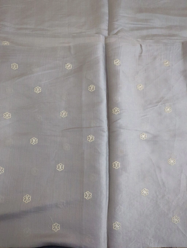 Satin Tusser - Silver Chalice