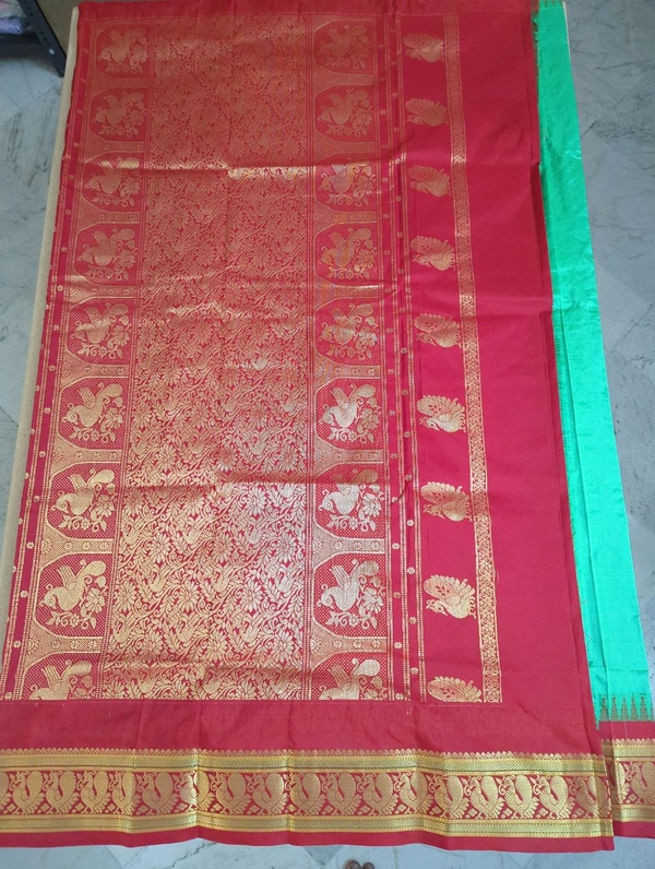 Pure Handloom Narayanpet Pattu - green