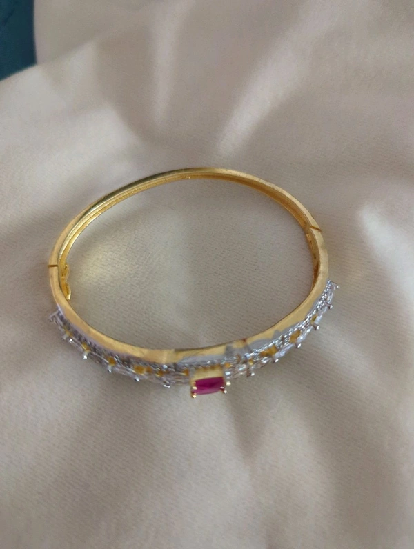 Gold Copy Bracelet - VZ