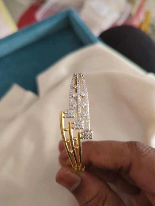 Gold Copy Bracelet - VZ