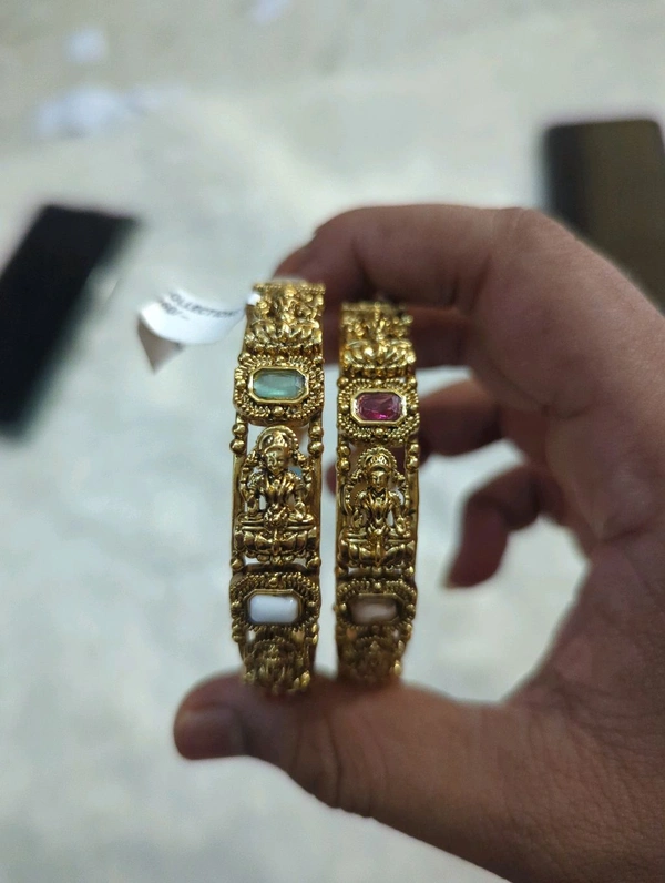 Navaratan Antique Bangle - 2.6, VZ