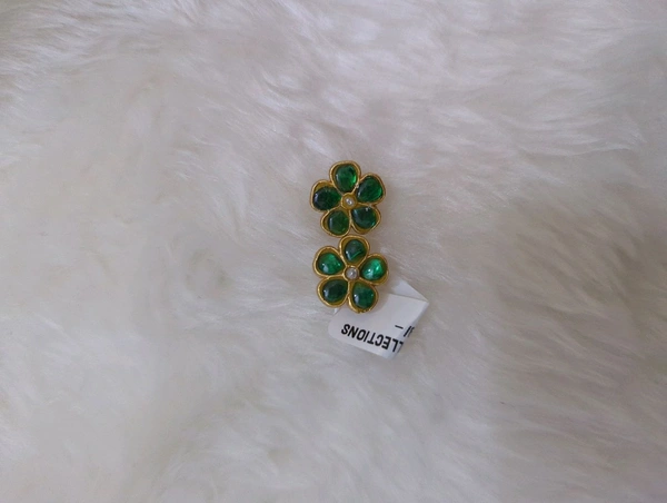 Jadua Kundan Studs - VZ, green
