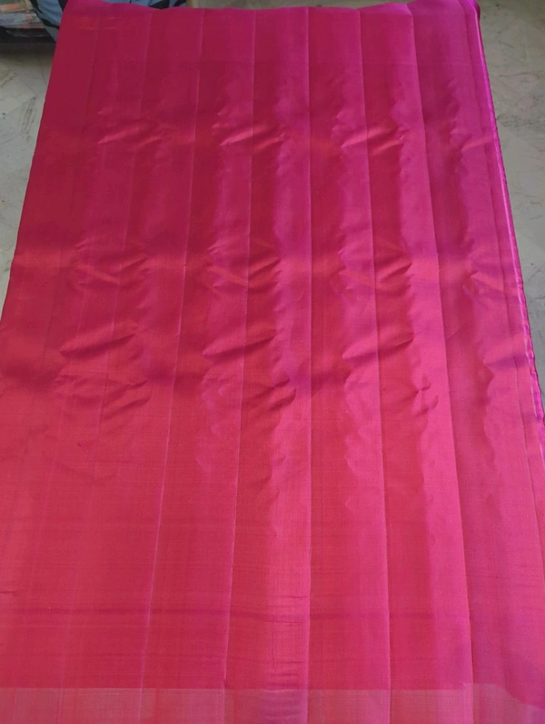 Pure Handloom Gadwal - Gold