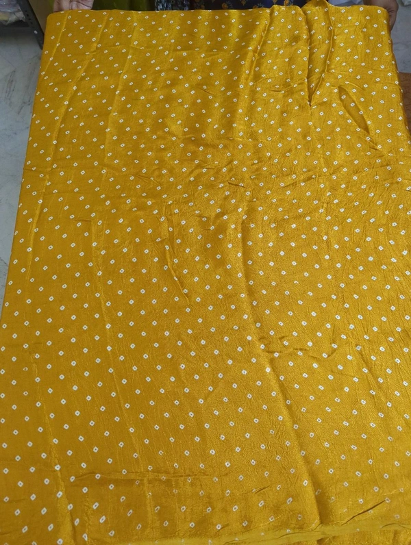 Model Silk - Web Orange, Zigzag Lines