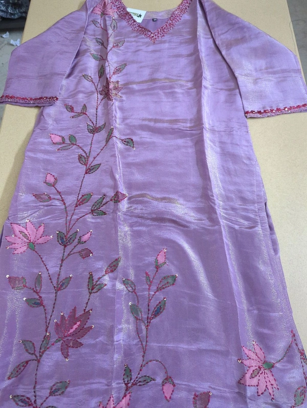 Pure Tissue With Hand Work  - Mauve, 40