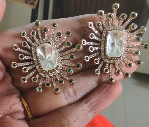 Stylish Studs - Green