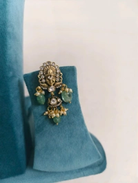 Invisible Chain With Victorian Pendant And Earrings  - HD, Green