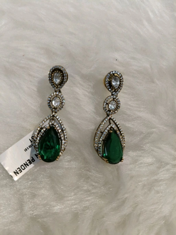 Victorian Earrings  - green, VZ