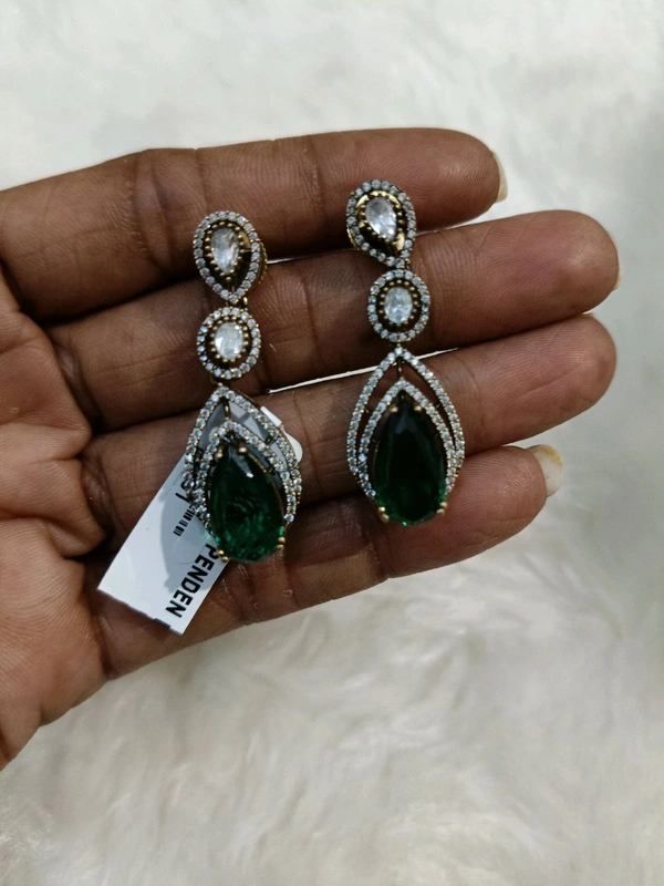 Victorian Earrings  - green, VZ