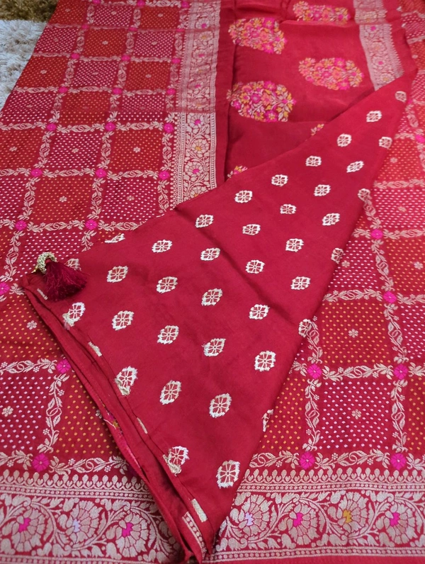 Dola Weaving  - Red