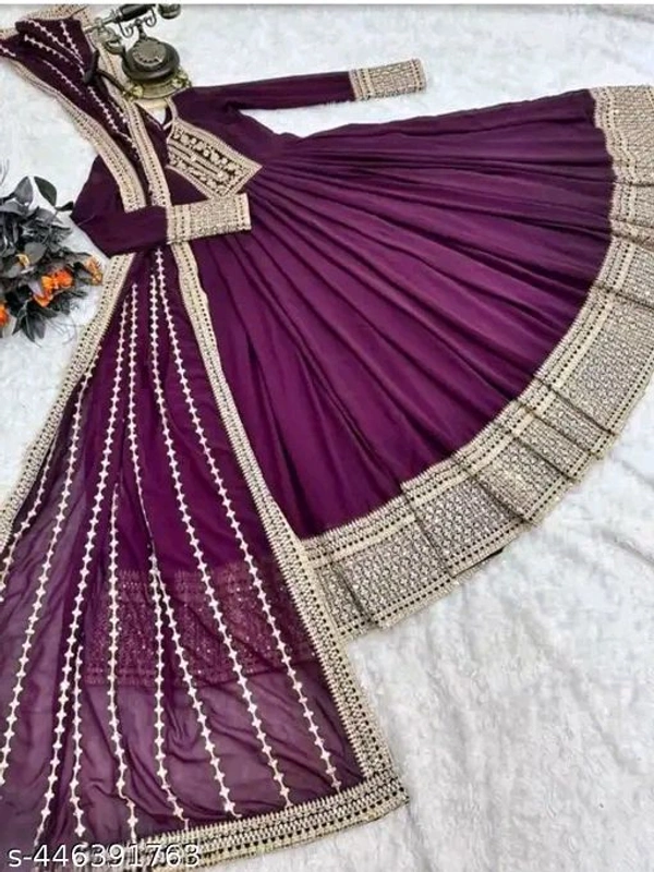 Catalog Name:*Trendy Western Gowns*
Kurta Fabric: Georgette - M