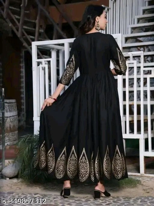 Krishna Enterprises Catalog Name:*Chitrarekha Ensemble Kurtis - XXXL