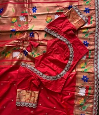 Premium Rajhanse Paithani Silk Saree – Banarasi Butti Weaving, Paithani Border, Lace Finish - FREE, Red