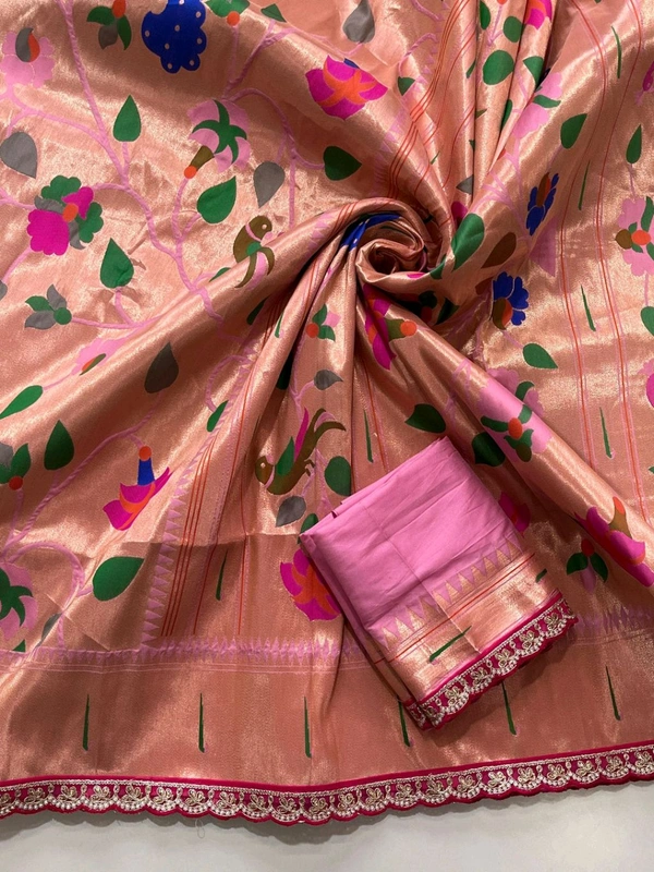 Banarasi Pattu saree with elegant flower & Peacock Weaving on all over the saree With lace ✨ - PINK, Free