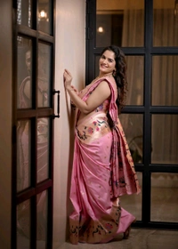 Celebrity Bhagyashree Mote Style Pure Kanchivaram Paithani Silk Saree 🌸 Original Zari Flower Design & Munia Border | Premium Soft Silk Saree with Running Blouse for Wedding & Festive Look - Light Pink, Free