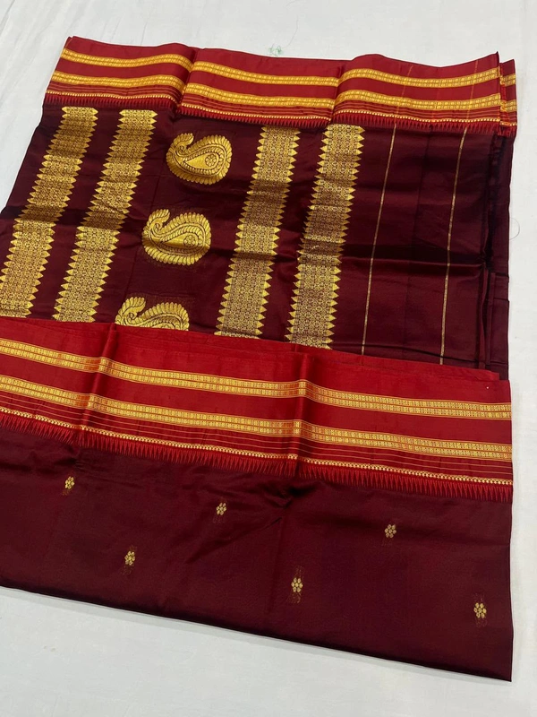 Artisanal Handloom Narayanpeth Silk Saree with Rich Textured Pallu - Free, Coffee Maroon