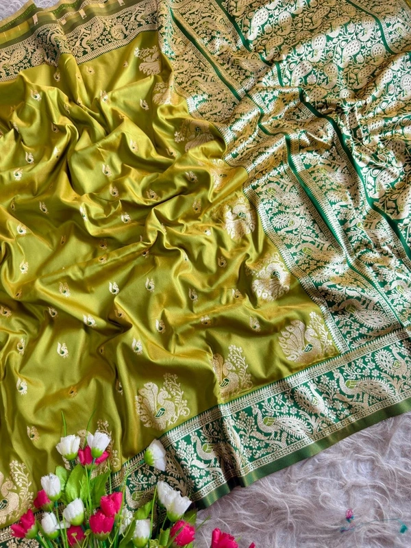 Authentic Maharashtrian Peshwai Paithani Silk Saree - Rich Royal Body with Grand Peacock Butta - FREE, Mehendi Green