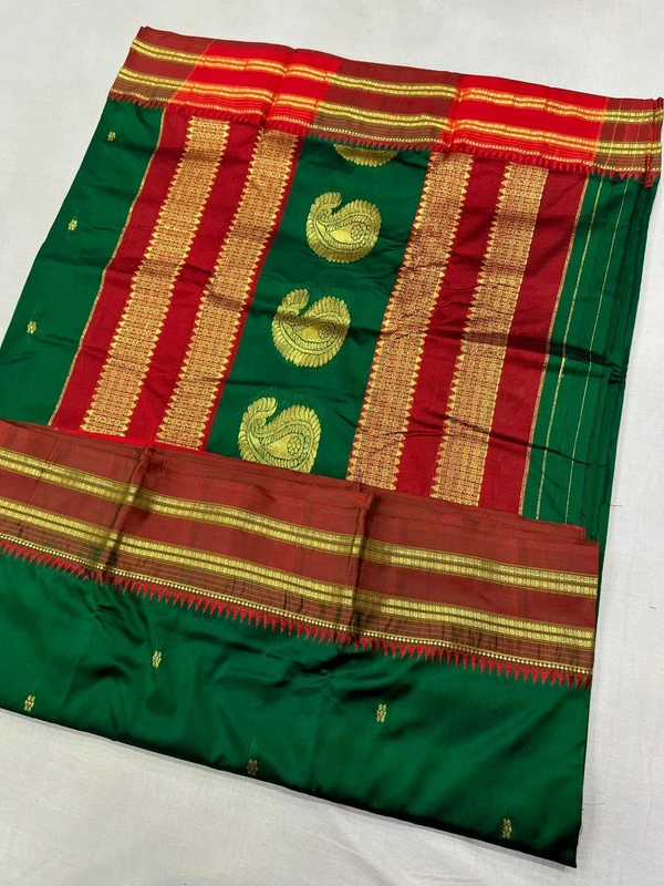 Classic Narayanpeth Saree with Traditional Rudraksha and Temple Border - Free, Green