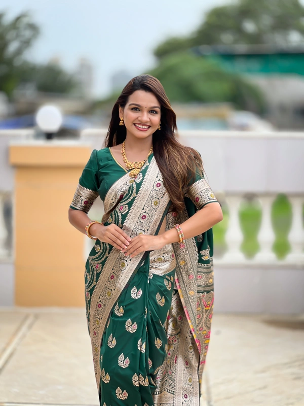 PAITHANI_HOUSE259 Designer Soft Banarasi Silk Saree with Meenakari Weaving & Contrast Rich Pallu - BANARASI - 15 NECKLESS - Green