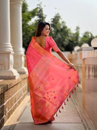 PAITHANI_HOUSE294 Elegant Banarasi Silk Saree with Meenakari Motifs & Contrast Blouse Piece- BANARASI - 5 - GAJRI PINK