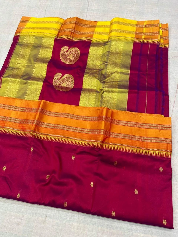 Exquisite Narayanpeth Handloom Saree with Traditional Temples Border - Free, Deep Magenta Pink