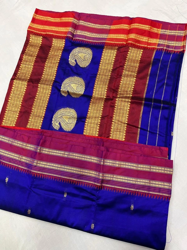 High-End Traditional Narayanpeth Saree in Pure Handloom Weave - Free, Royal Blue7