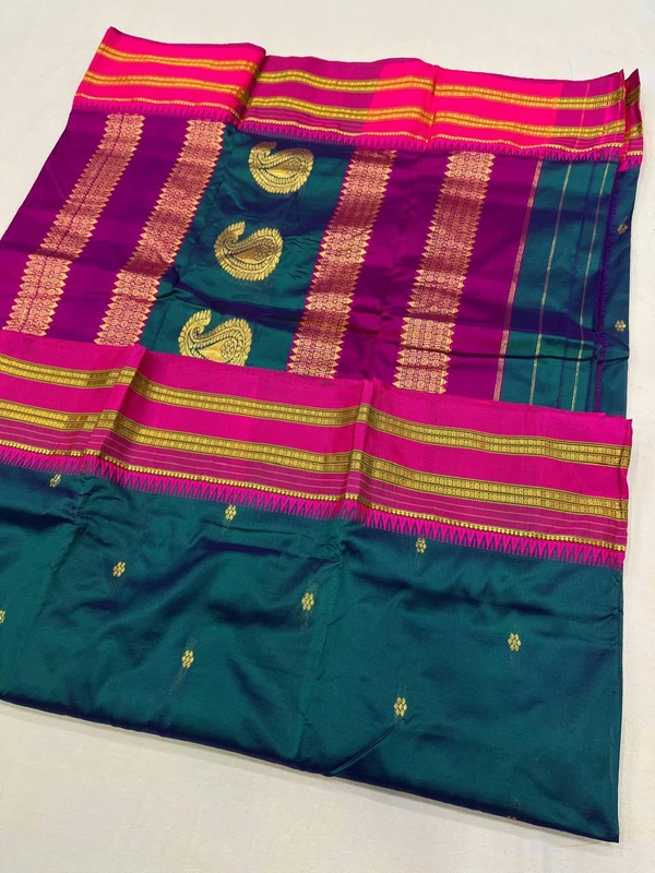 Luxury Edition Narayanpeth Handloom Saree with Fine Zari Craft - Free, Rama Green