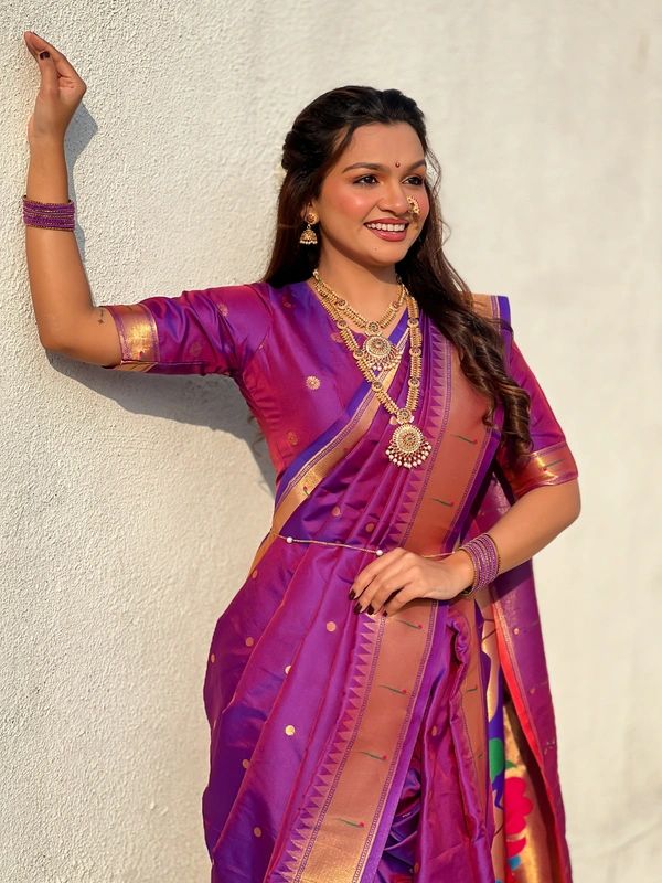 Original Maharashtrian Wedding Nauvari Paithani � 9 Mtr Soft Silk with Rich Muniya Border - FREE, PURPLE