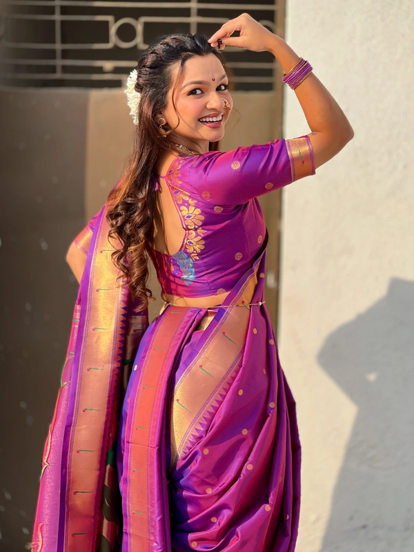 Original Maharashtrian Wedding Nauvari Paithani � 9 Mtr Soft Silk with Rich Muniya Border - FREE, PURPLE