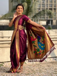 Original Maharashtrian Wedding Nauvari Paithani � 9 Mtr Soft Silk with Rich Muniya Border - FREE, WINE