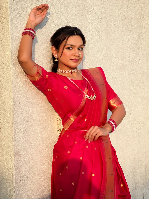 Original Maharashtrian Wedding Nauvari Paithani � 9 Mtr Soft Silk with Rich Muniya Border - FREE, PINK