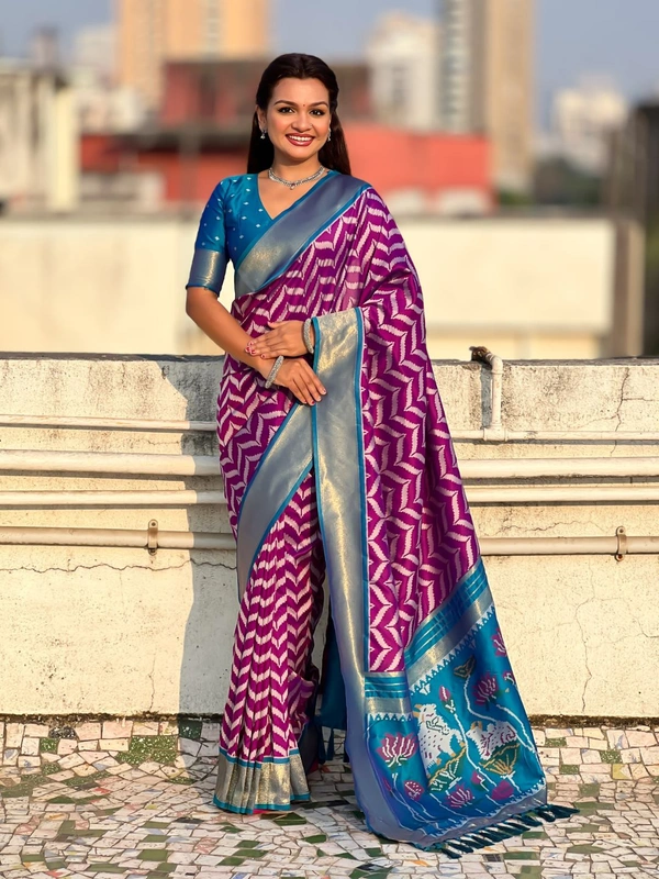 Original Soft Silk Ikkat Fusion Saree with Traditional Pichwai Pallu