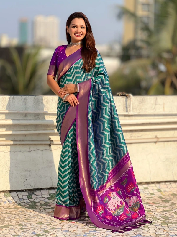 Original Soft Silk Ikkat Fusion Saree with Traditional Pichwai Pallu