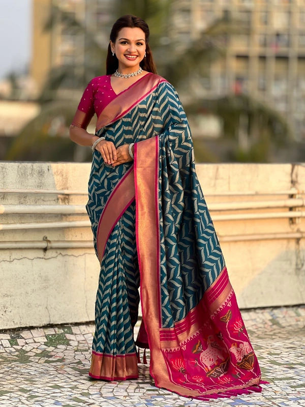 Original Soft Silk Ikkat Fusion Saree with Traditional Pichwai Pallu