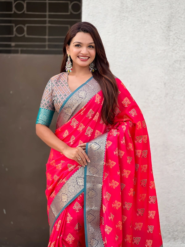 Patola Silk Saree with Meenakari Bandhani Weaves & Rich Zari Pallu - FREE, PINK