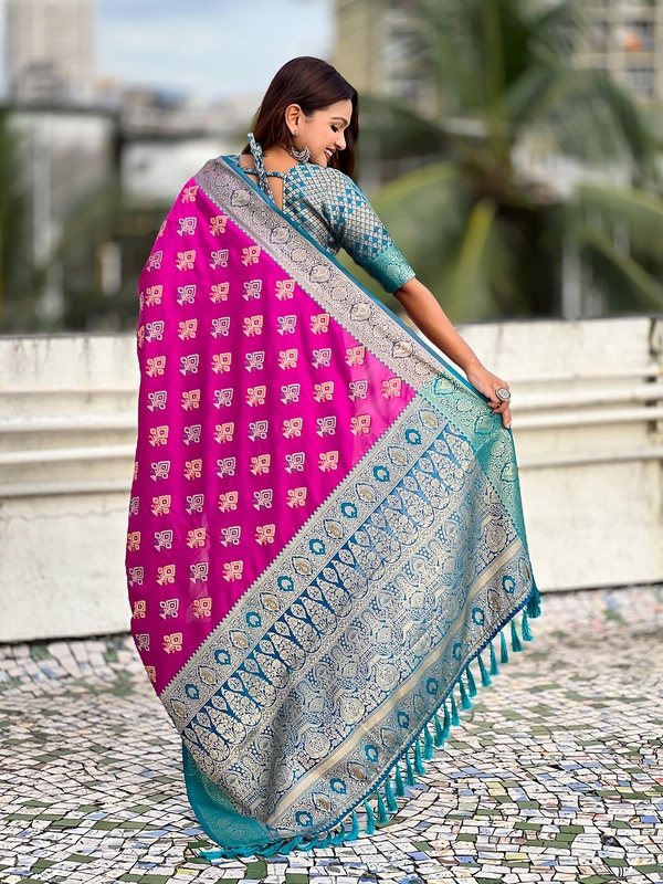 Patola Silk Saree with Meenakari Bandhani Weaves & Rich Zari Pallu - FREE, PURPLE