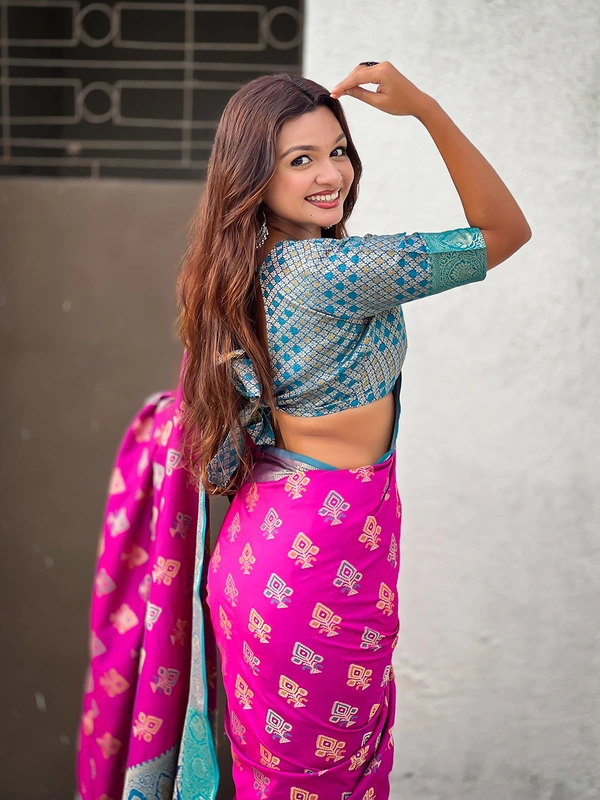 Patola Silk Saree with Meenakari Bandhani Weaves & Rich Zari Pallu - FREE, PURPLE