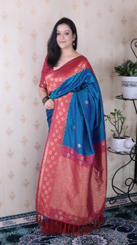 Premium Banarasi Soft Silk Saree with Gold Zari Flower Weaves & Wavy Border - FREE, RAMA