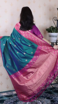 Premium Banarasi Soft Silk Saree with Gold Zari Flower Weaves & Wavy Border - FREE, PGREEN