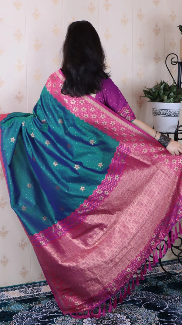 Premium Banarasi Soft Silk Saree with Gold Zari Flower Weaves & Wavy Border - FREE, PGREEN