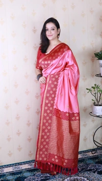 Premium Banarasi Soft Silk Saree with Gold Zari Flower Weaves & Wavy Border - FREE, BABY PINK
