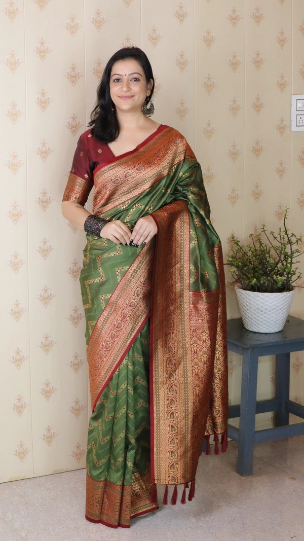 Premium Banarasi Soft Silk Saree with Gold Zari Zigzag Geometric Weaves